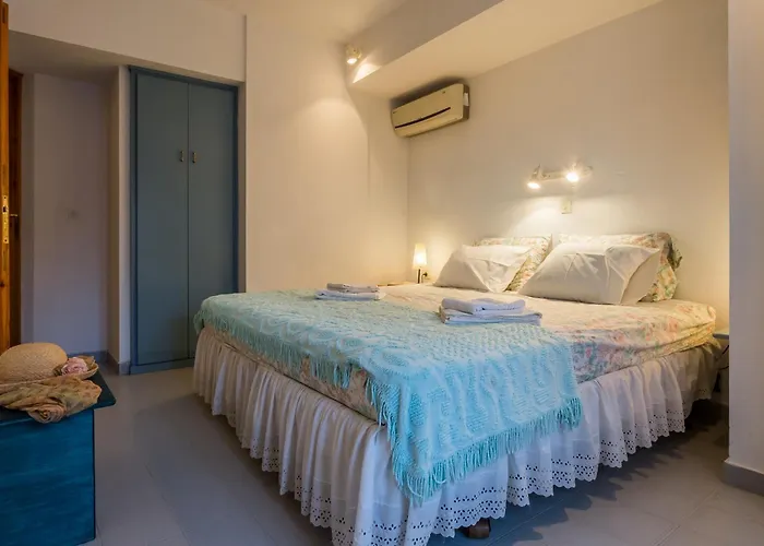 Eleni's Town * Szkópelosz