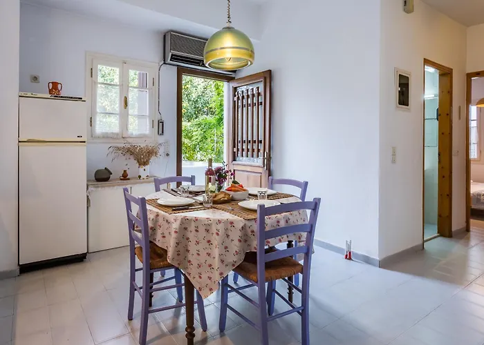 Eleni's Town Apartman *